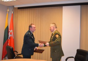 Kariuomenės ir vidaus reikalų sistemos padalinių bei Muitinės departamento bendradarbiavimas -... - 5