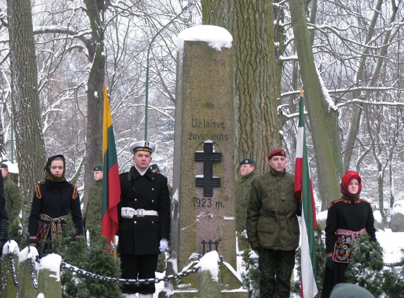 Klaipėdos įgūlos kariai dalyvavo Klaipėdos prijungimo prie Lietuvos 90-ųjų metinių minėjime