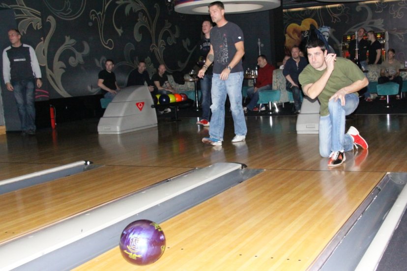 Air base personnel organized bowling tournament 