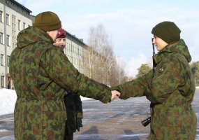 Šimtas karių Mokomajame pulke prisiekė Lietuvos Respublikai  - 5