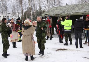 Lietuvos kariai linksmai paminėjo Užgavėnes - 1