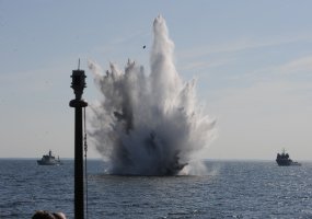 Preparations for the largest naval operation in 2013 underway - 1