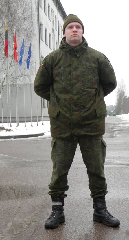 Iš regbio aikštės - į karinį poligoną