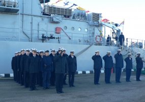 Karinių jūrų pajėgų Karo laivų flotilėje vyko aprūpinimo laivo N42 „Jotvingis“ vadų pasikeitimo... - 2