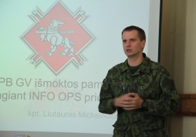 Vyko Sausumos pajėgų nekinetinių operacijų pajėgumo specialistų studijų laikotarpis - 1