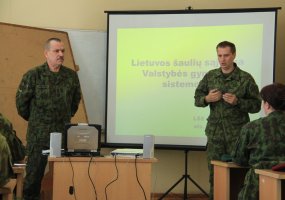 Vyko Sausumos pajėgų nekinetinių operacijų pajėgumo specialistų studijų laikotarpis - 2
