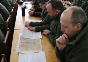  Sausumos pajėgų karininkai analizavo istorinę Zarasų karinę operaciją ir užmezgė ryšius su... - 1