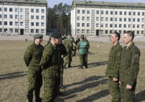 Lietuvos kariuomenės vadas lankėsi Ruklos įguloje dislokuotuose padaliniuose - 5