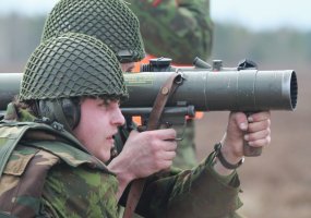 Kariai savanoriai dalyvauja granatsvaidininko kurse  - 1