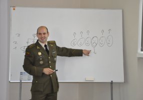 Baltijos šalių karo psichologai per padidinamąjį stiklą pažvelgė į dalinių mikroklimatą - 3
