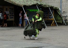 Kauno Šančių mokykloje kariai populiarino Lietuvos kariuomenę - 1