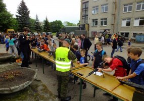 Kauno Šančių mokykloje kariai populiarino Lietuvos kariuomenę - 3