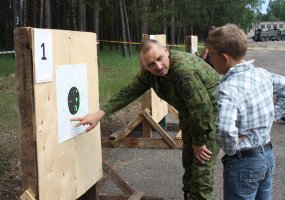 Kazlų Rūdos poligone pirmą kartą vyko atvirų durų diena - 5