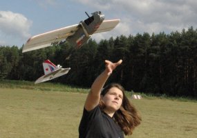 Ignalinoje taikinių ieškojo nuotoliniu būdu pilotuojami orlaiviai ir kilo raketos - 5