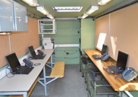 Lietuvos kariuomenės Sausumos pajėgų kariniams vienetams – sunkvežimiai, pritaikyti vadovavimui... - 2