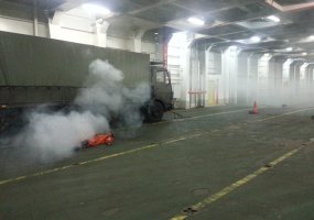 Karinės jūrų pajėgos treniravosi greitai ir efektyviai atlikti gelbėjimo operacijas  - 1