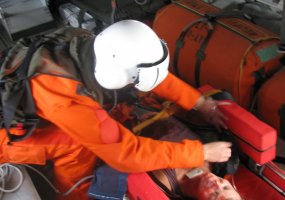 Karinės jūrų pajėgos treniravosi greitai ir efektyviai atlikti gelbėjimo operacijas  - 4