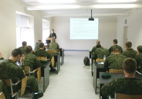 Akademijos absolventai, paskirti į Sausumos pajėgas,  toliau rengiami Juozo Lukšos mokymo centre  - 1