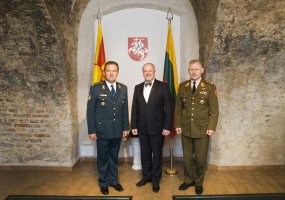 Lietuvoje lankosi Buvusios Jugoslavijos Respublikos Makedonijos kariuomenės vadas generolas... - 4
