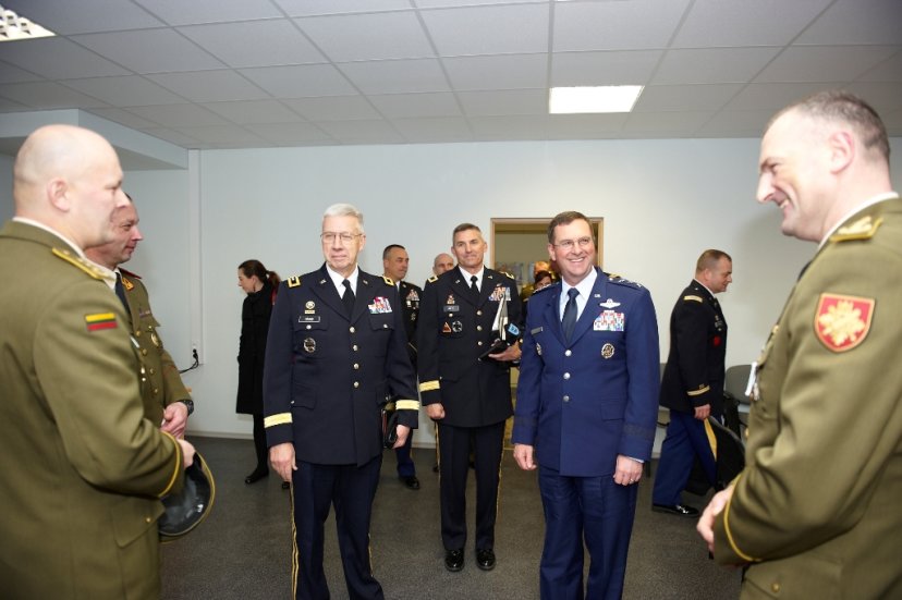 Sausumos pajėgų štabe lankėsi Jungtinių Amerikos Valstijų Pensilvanijos nacionalinės gvardijos...