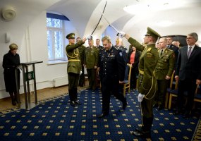 Į atsargą išlydėtas plk. Artūras Leita - 1