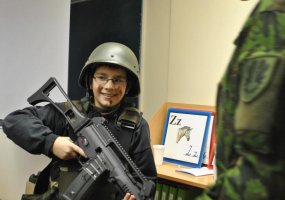 Logistikos valdybos kariai lankėsi Gabijos gimnazijoje - 2