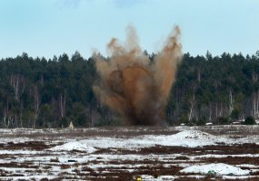 Pabradės poligone vėl pakvipo paraku - 6