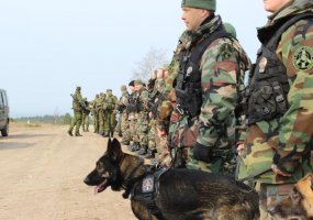 Kuršių Nerijoje treniravosi kariai ir pasieniečiai  - 5