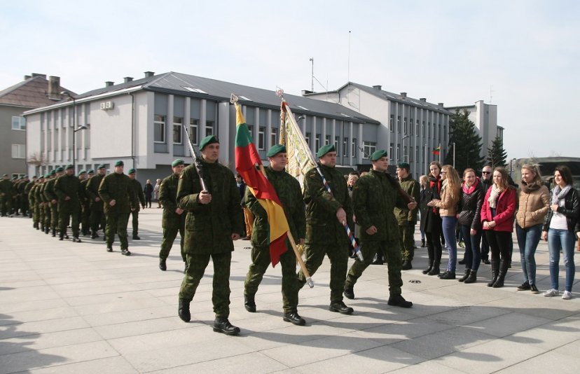 Marijampolės įgula minėjo Lietuvos įstojimo į NATO dešimtmetį