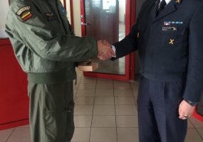 Karinių oro pajėgų vadovybė bei Švedijos gynybos atašė aptarė ateities bendradarbiavimo galimybes - 2