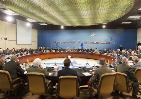 Lietuvos kariuomenės vadas dalyvaus Europos Sąjungos ir NATO karinių komitetų susitikimuose - 1