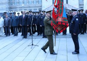 Oro erdvės stebėjimo ir kontrolės valdybai įteikta kovinė vėliava - 4