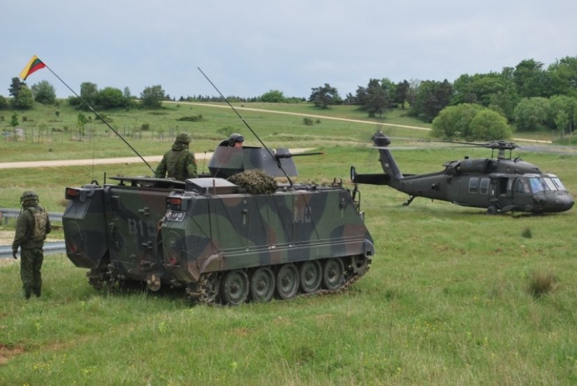 Lietuvių kariai  dalyvavo pratybose „Jungtinis ryžtas 14-04”
