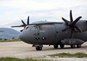 Karinių oro pajėgų lėktuvas C-27J „Spartan“ su dviem įgulomis dalyvavo tarptautiniuose mokymuose... - 4