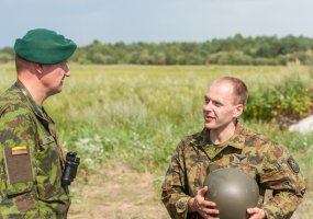 Karščiu alsuojančiose pratybose „Ulono ugnis 2014“  –  Sausumos pajėgų ir JAV kariai - 4