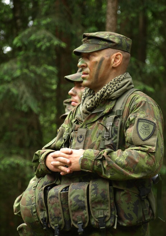 Su Algirdo bataliono vadu kalbamės apie neseniai vykusias pratybas „Kardo kirtis 2014“