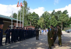 Karinėse jūrų pajėgose rengiami jūrų karininkai lauko pratybas vykdė kartu su jūrų šauliais - 6