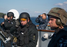 Lietuvos karininko vadovaujamo NATO junginio ir Lietuvos kariniai laivai dalyvauja tarptautinėse... - 4
