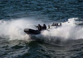 Lietuvos karininko vadovaujamo NATO junginio ir Lietuvos kariniai laivai dalyvauja tarptautinėse... - 5
