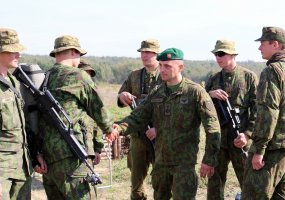 Sausumos pajėgų vadas gen. mjr. Almantas Leika lankėsi „Rapid Trident 2014“ pratybose - 5