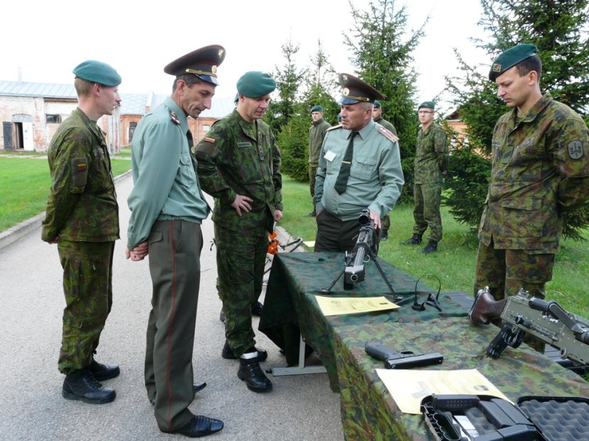 Juozo Vitkaus inžinerijos batalione lankėsi svečiai iš Armėnijos 