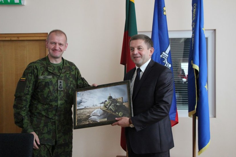 Sausumos pajėgų vadas susitiko su Šalčininkų rajono savivaldybės meru 