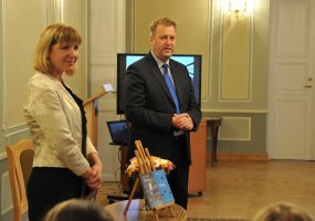 Karo aviacijos švenčių apybraižų knygos „Kilkime“ sutiktuvės Istorinėje Prezidentūroje - 3