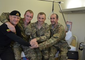 Atsargos majoras Albertas Daugirdas: „Lietuvoje besigydantys ukrainiečiai yra tikri savo šalies... - 1