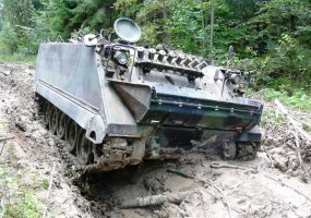 Kariai sėkmingai baigė Šarvuočio M 113 vairuotojo kursą - 2