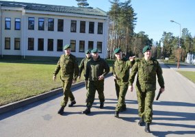Lietuvos kariuomenės ir Sausumos pajėgų vadų vizitas Kęstučio batalione - 2