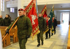 Lietuvos kariuomenės dienos proga dragūnams įteikti vėlukai - 1