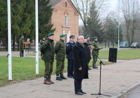 Husarų bataliono kovinė vėliava pažymėta Europos Sąjungos kovinės grupės ženklu - 2