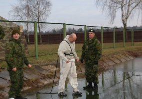 Husarų batalione vyksta tarptautinės išgyvenimo žiemą pratybos - 4