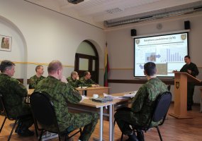 Lietuvos kariuomenės vadas lankėsi Juozo Vitkaus inžinerijos batalione  - 1